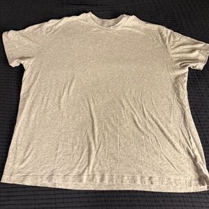 bundle of 8 SKIMS Boyfriend tees size 2XL